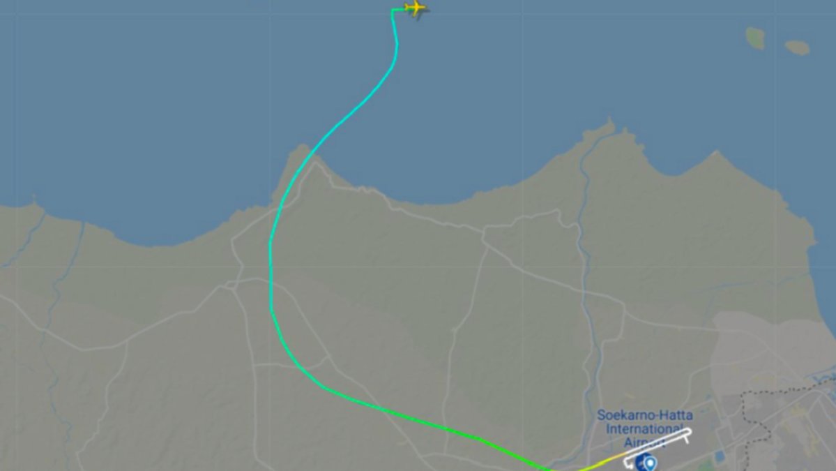 Flygplanet försvann från radarn bara minuter efter start.